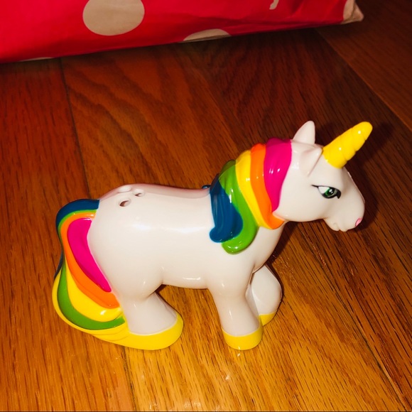 Unicorn Sprinkle Shaker - Picture 2 of 5